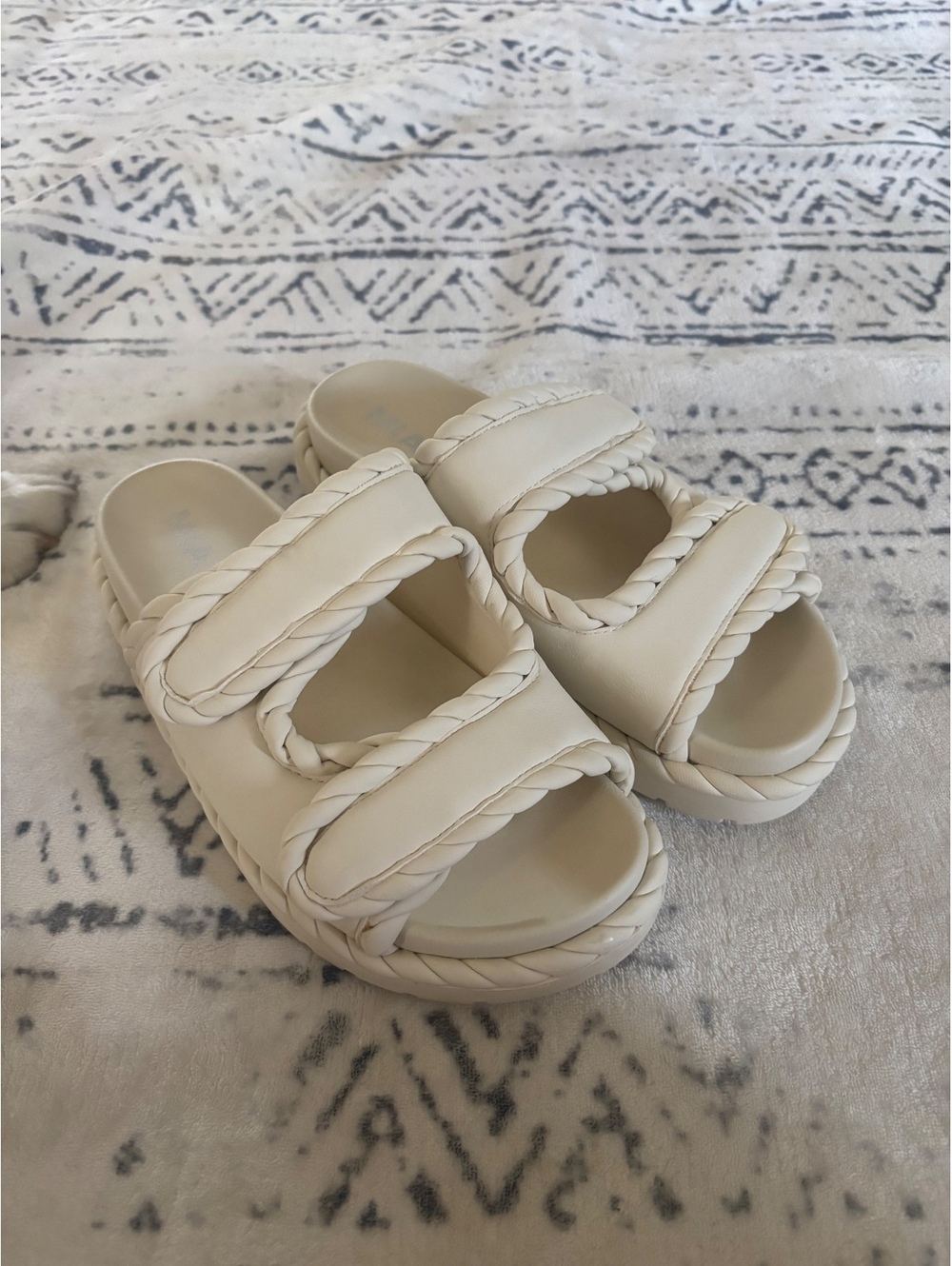 MIA Women's Cream Braided Slide Sandals Size 9